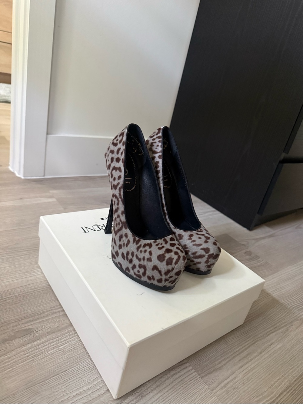 Saint Laurent Leopard-Print Platform Pumps - Brown/Black - Picture 2 of 6